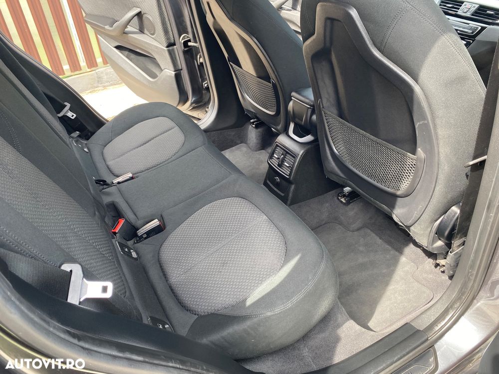 BMW X1 sDrive18d Advantage - 9