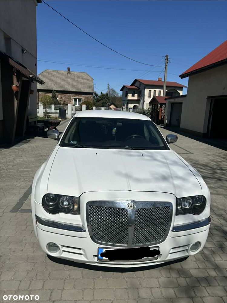 Chrysler 300C 2.7 V6 - 2