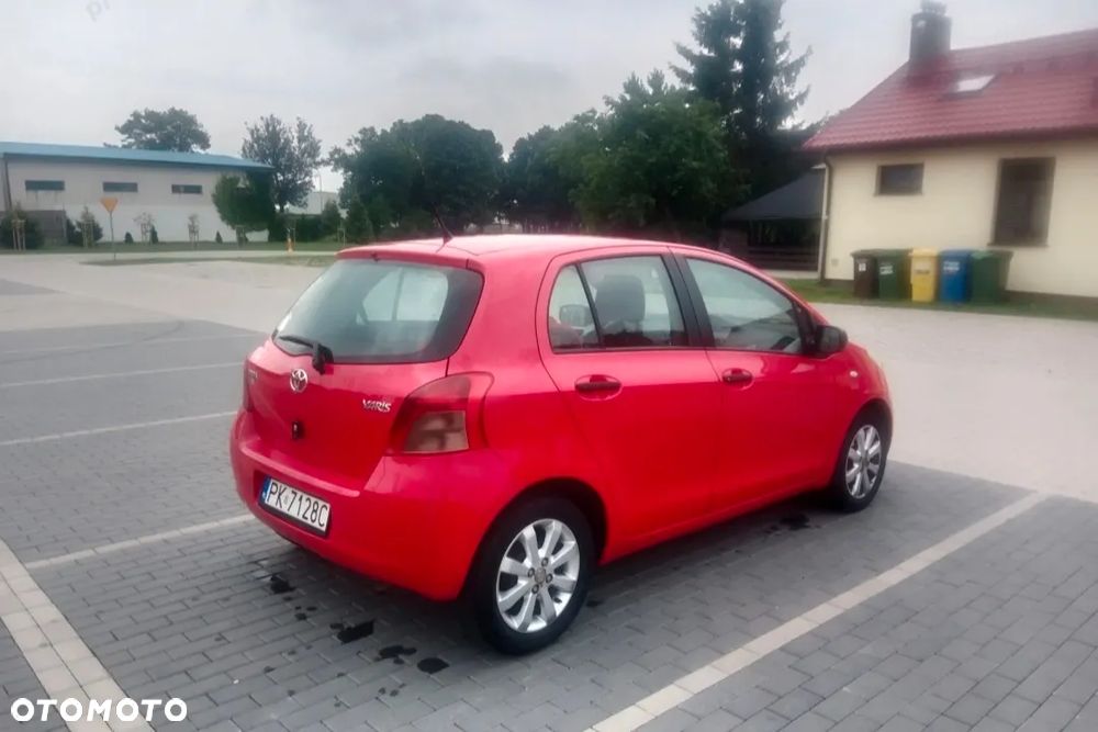 Toyota Yaris 1.3 Luna - 3
