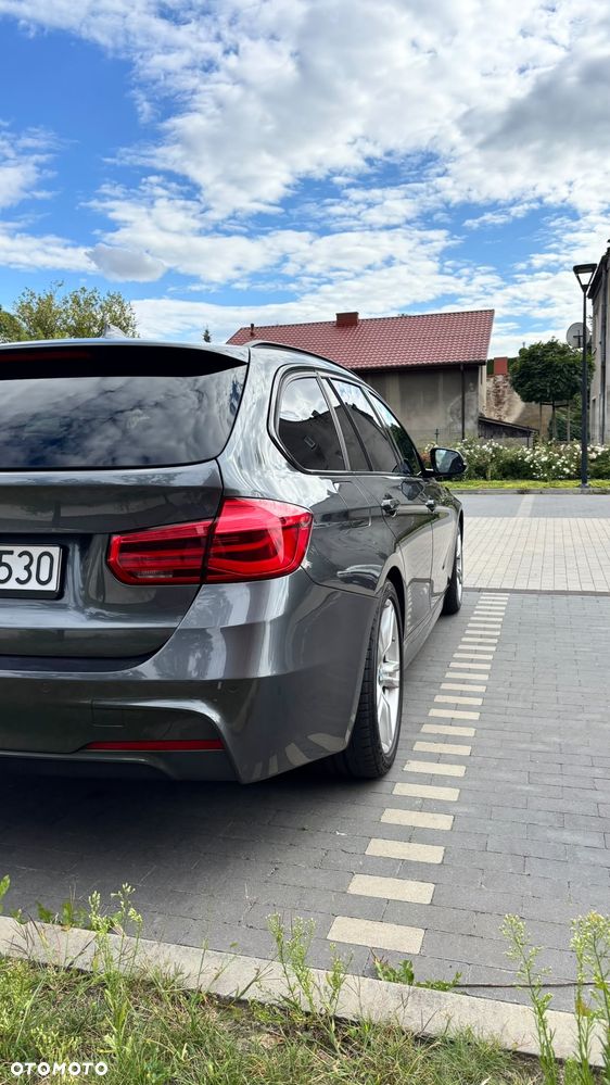BMW Seria 3 318d M Sport - 6