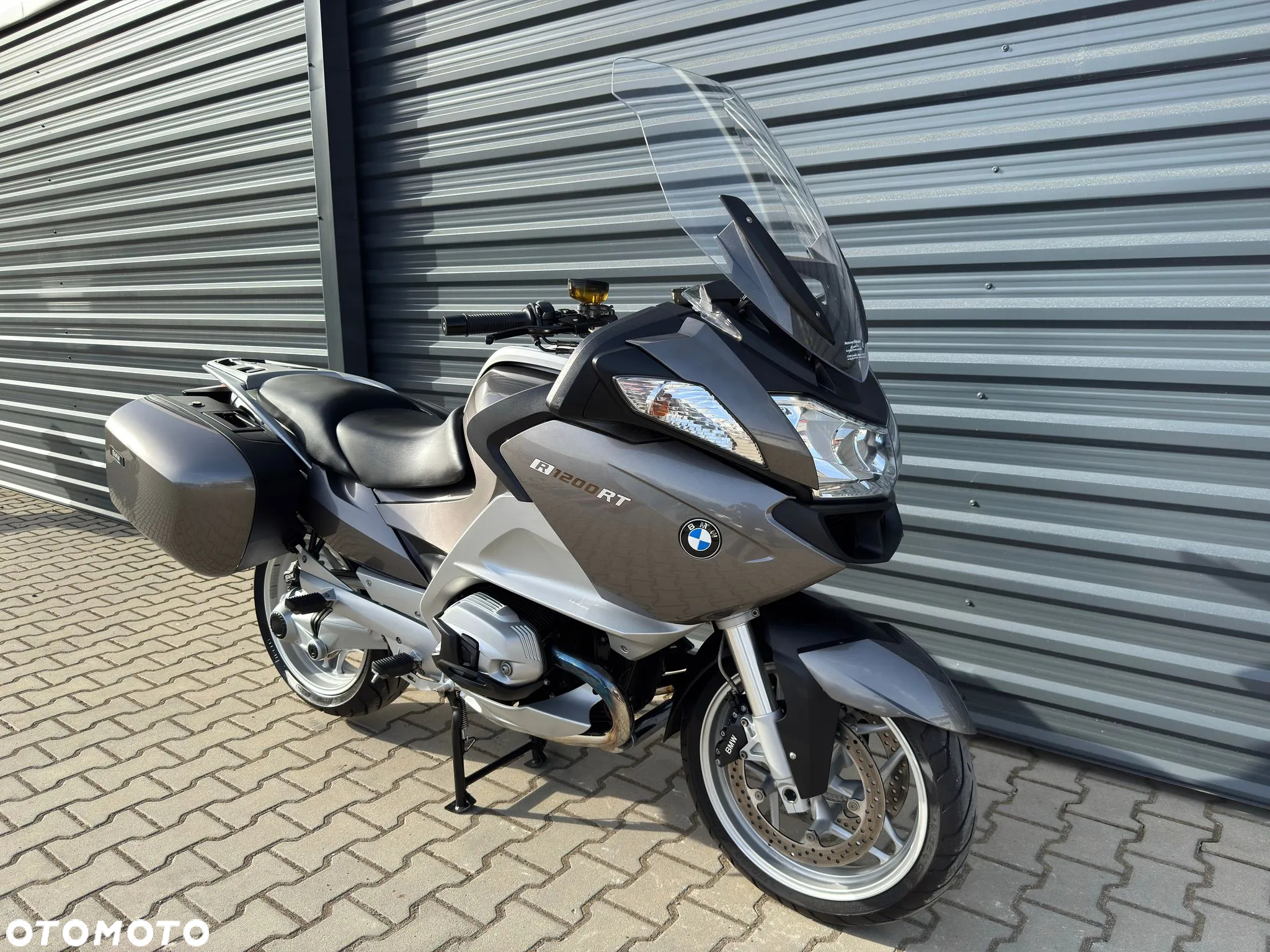 BMW R - 2