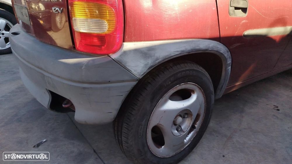 Pára-choques trás OPEL Corsa B - 2
