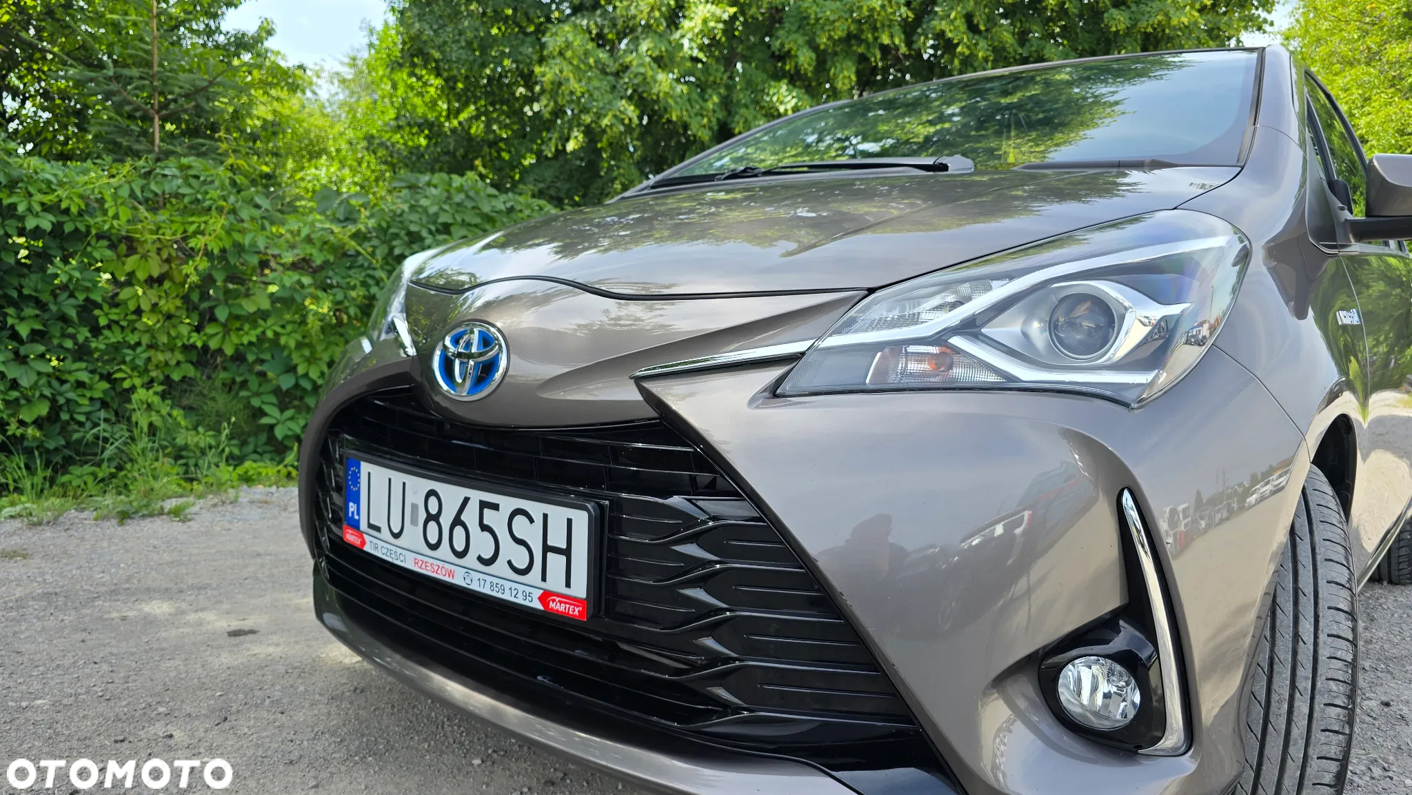 Toyota Yaris 1.5 Premium CVT - 10