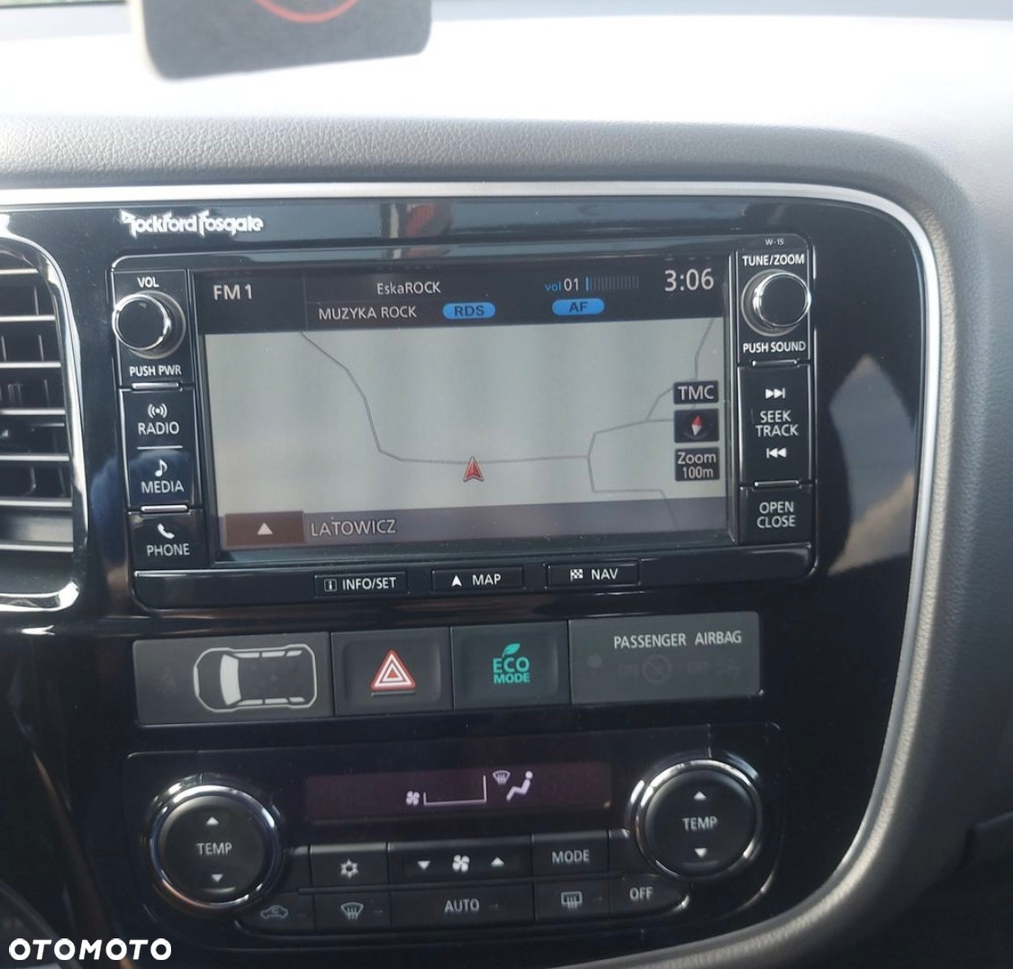 Mitsubishi Outlander 2.2 DI-D 4WD Automatik Diamant Edition - 27
