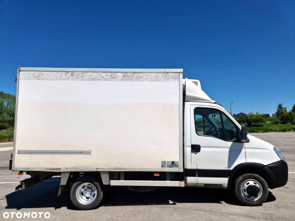 Iveco Daily 35C12 116KM - Bliźniaki - IZOTERMA - CHŁODNIA – MROŹNIA (-20’C) - 27