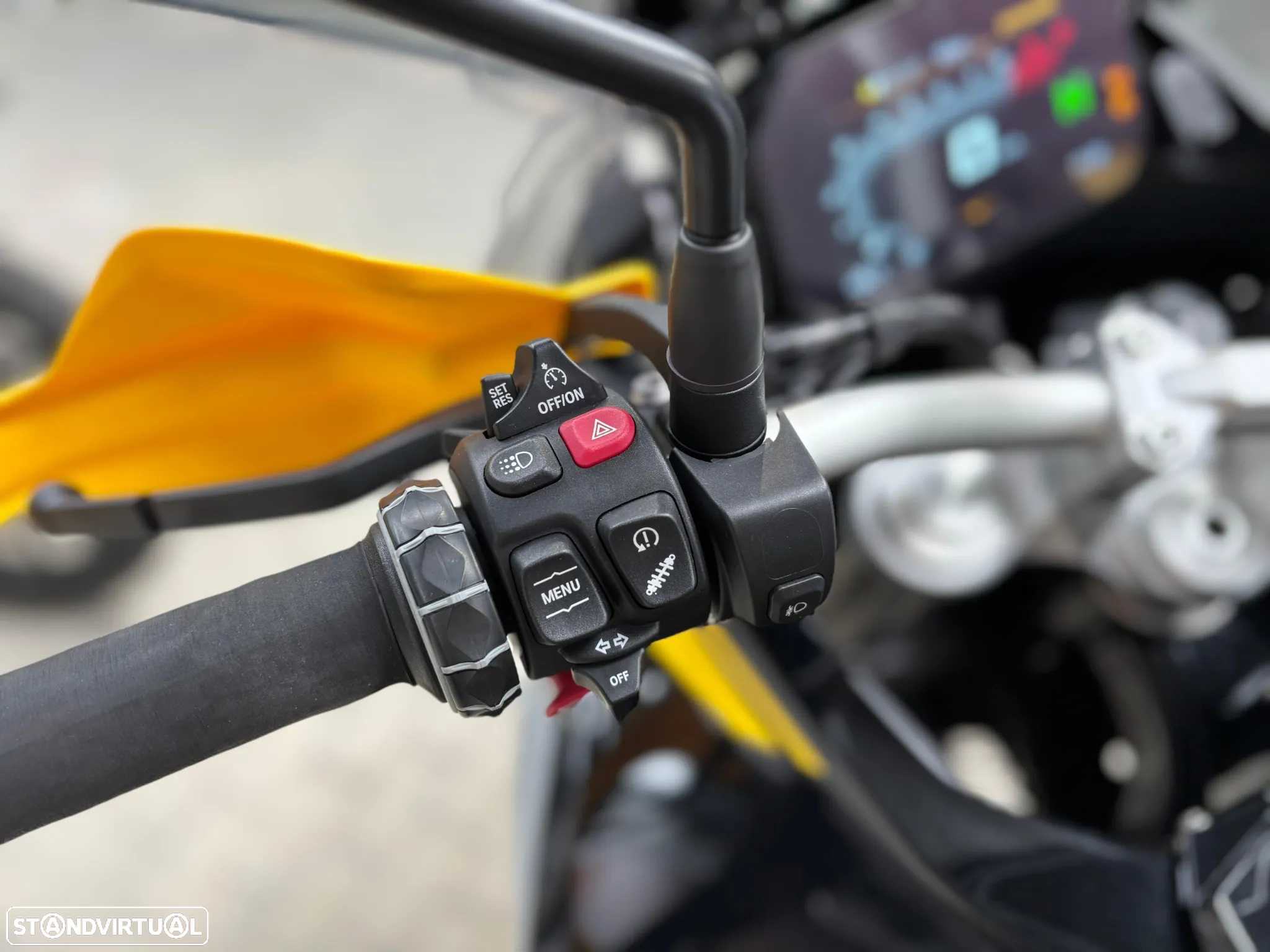 BMW F 850 GS Adventure Edição 40 anos - 3