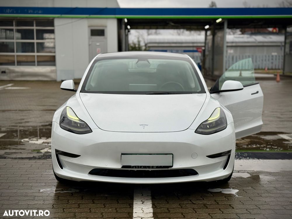 Tesla Model 3 Langstreckenbatterie Allradantrieb Dual Motor Performance - 1