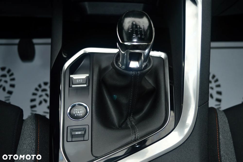Peugeot 3008 - 20