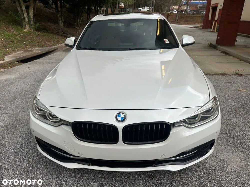BMW Seria 3 330i Edition Luxury Line Purity - 3