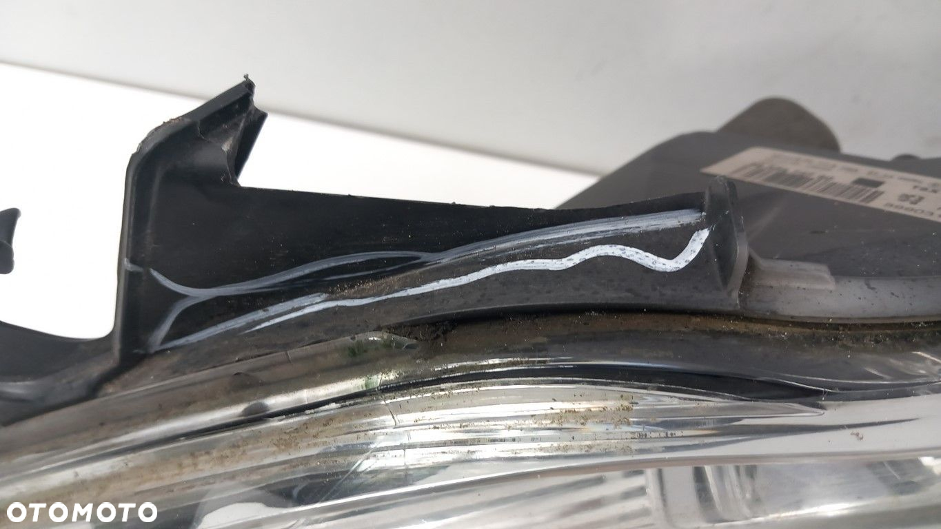PEUGEOT 5008 I LAMPA PRZÓD LEWA - 5