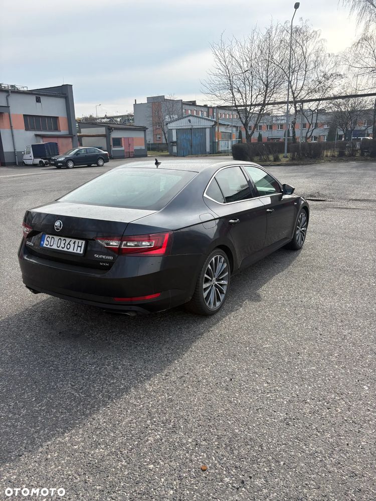 Skoda Superb 2.0 TSI 4x4 L&K DSG - 3