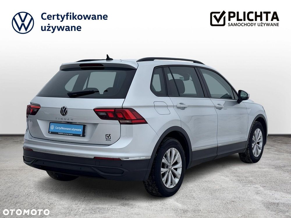 Volkswagen Tiguan - 5