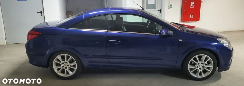 Opel Astra Twin Top 1.8 Cosmo - 16