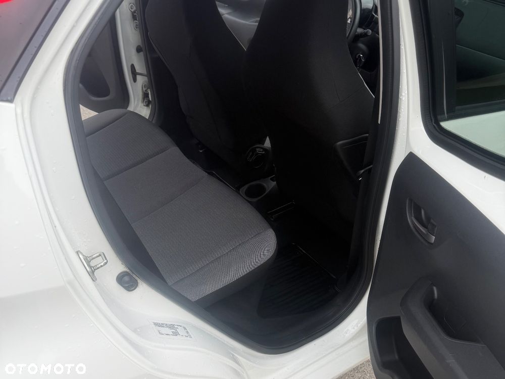 Toyota Aygo 1.0 VVT-i Color Edition - 10