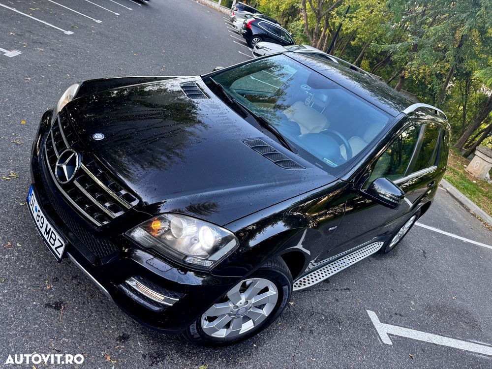 Mercedes-Benz ML 300 CDI BlueEfficiency Aut - 13