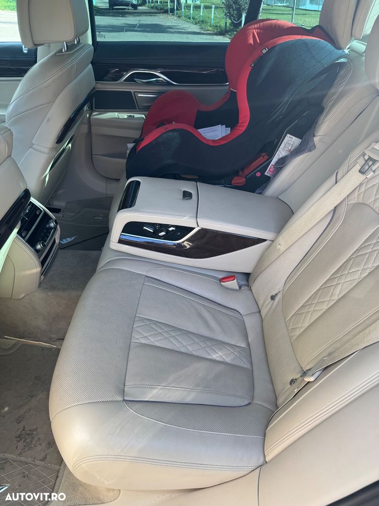 BMW Seria 7 730d xDrive - 10