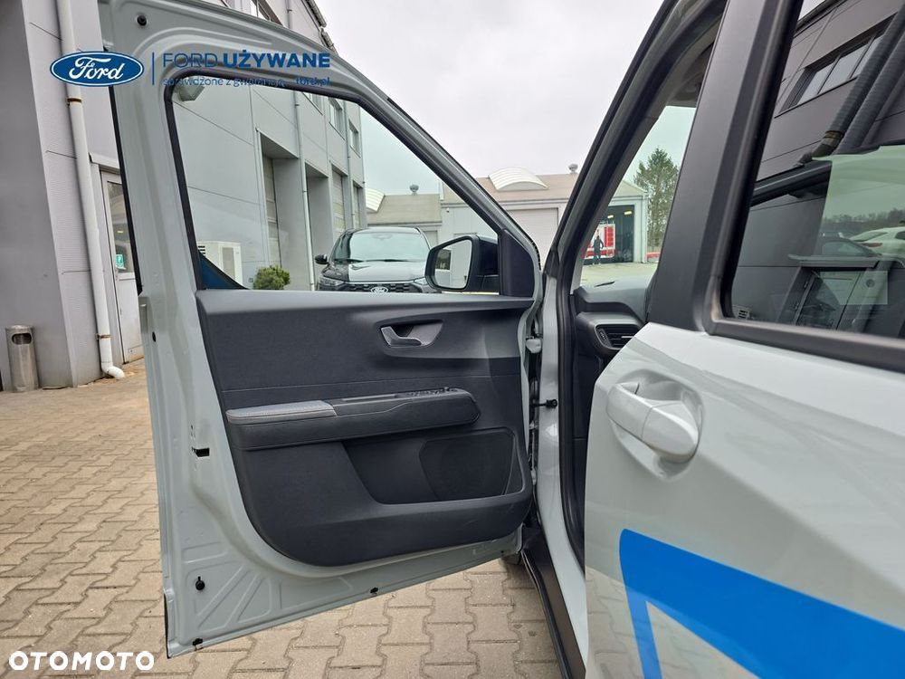 Ford Tourneo Courier - 23