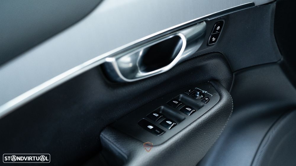 Volvo XC 90 2.0 T8 PHEV Inscription Expression AWD - 18