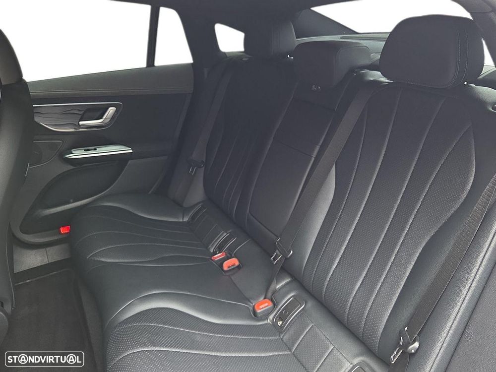 Mercedes-Benz EQE 300 Edition - 23