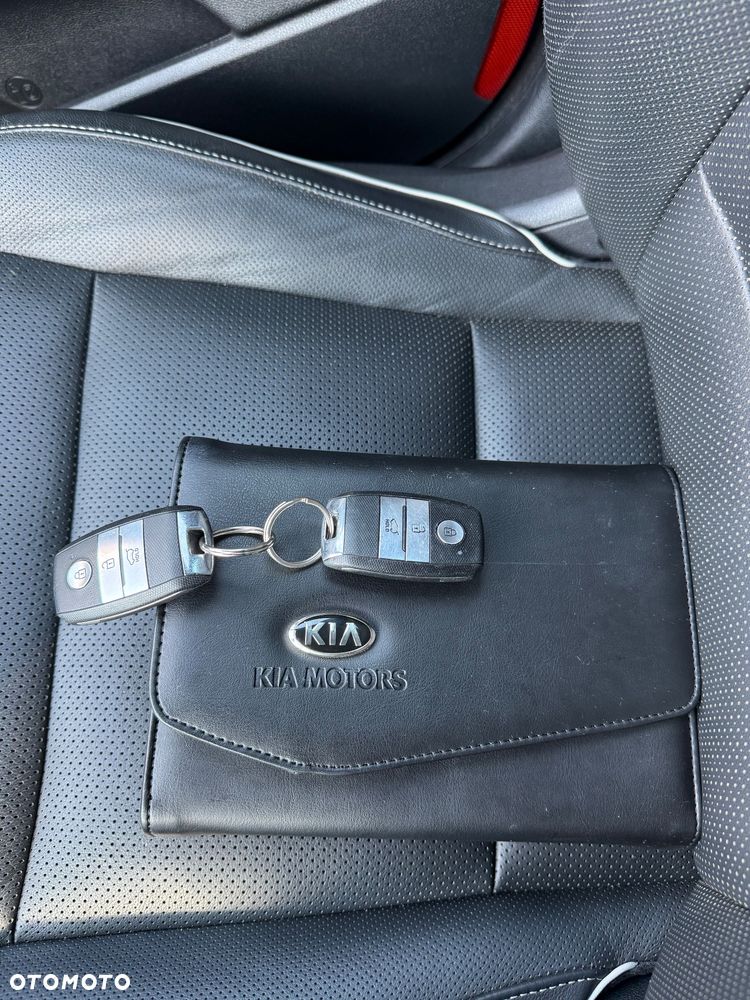 Kia Sportage 1.6 T-GDI AWD DCT GT LINE - 38
