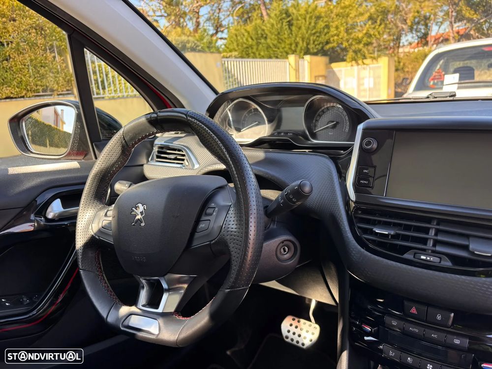 Peugeot 2008 - 6