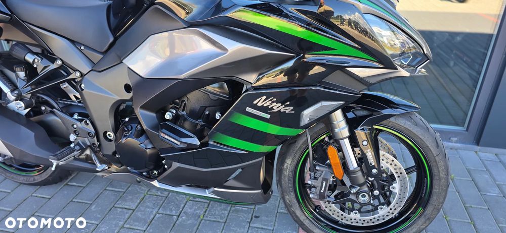Kawasaki Ninja 1000 SX - 9