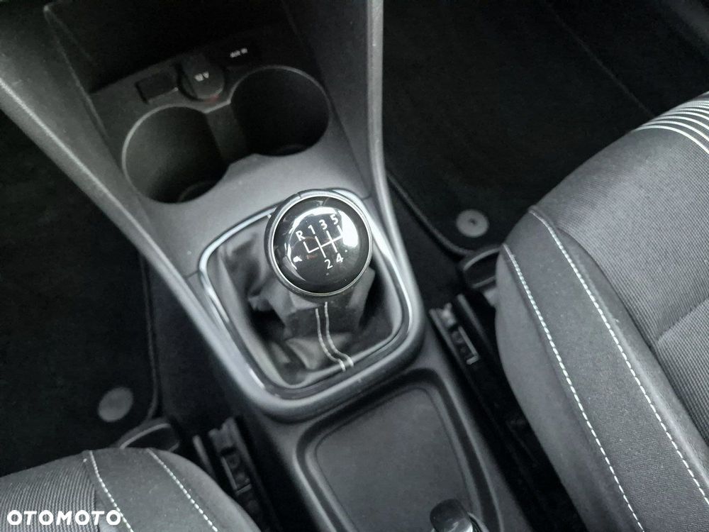 Volkswagen Polo 1.4 MATCH - 17