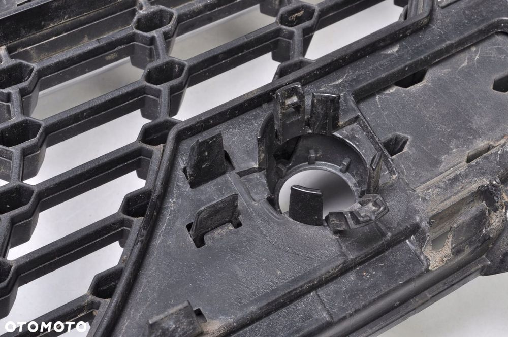 MERCEDES W177 ATRAPA GRILL A1778880200 A0008880400 - 11