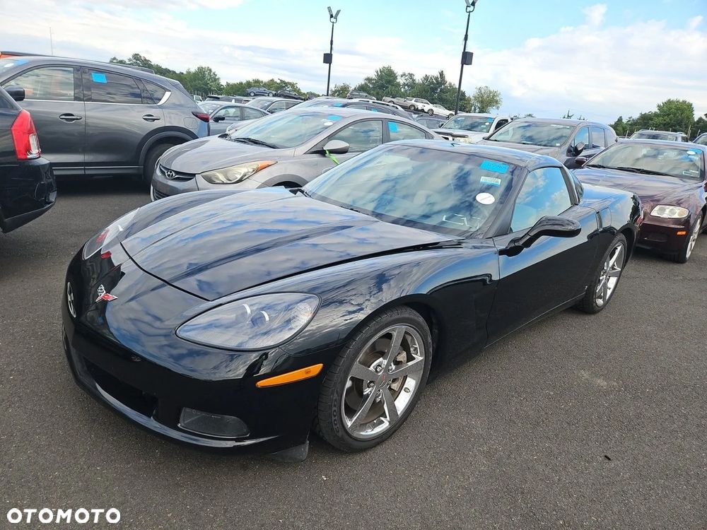 Chevrolet Corvette - 1