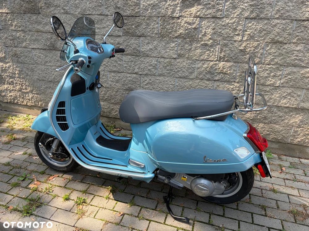 Vespa GTS - 8