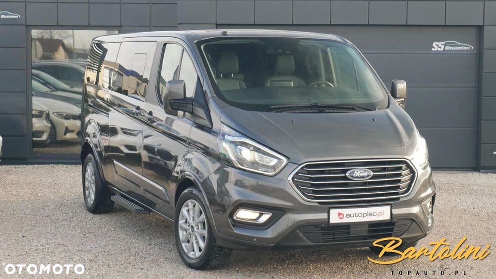 Ford Tourneo Custom - 3