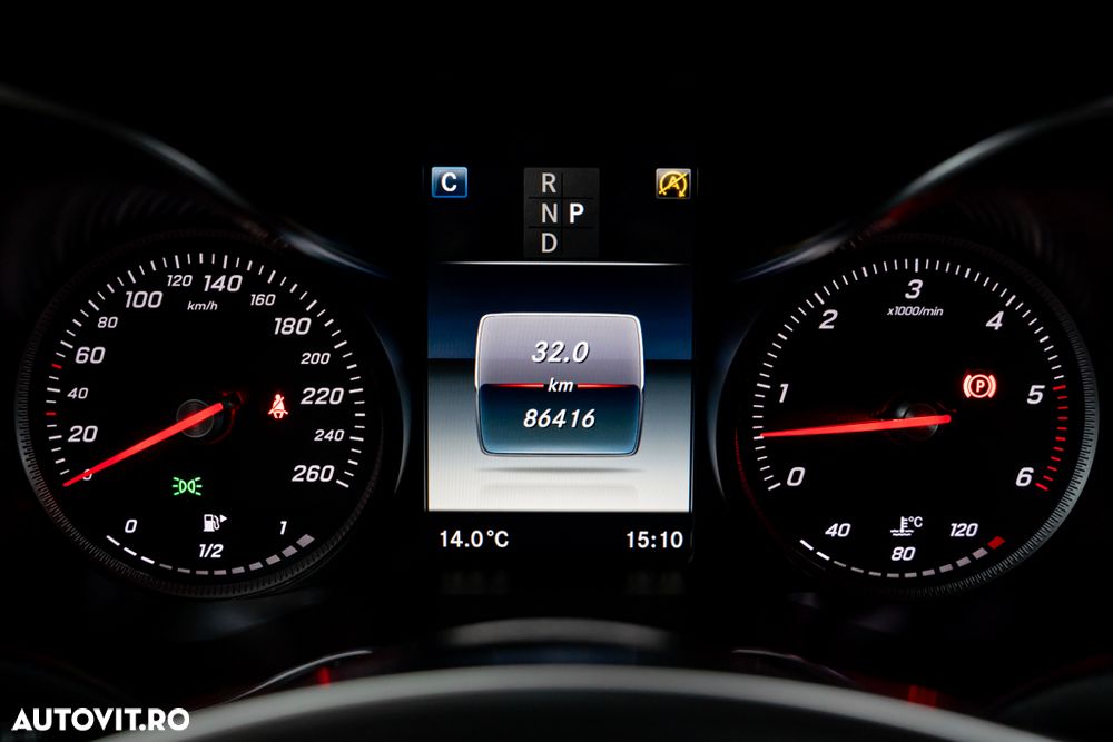 Mercedes-Benz GLC 350 d 4Matic 9G-TRONIC AMG Line - 11