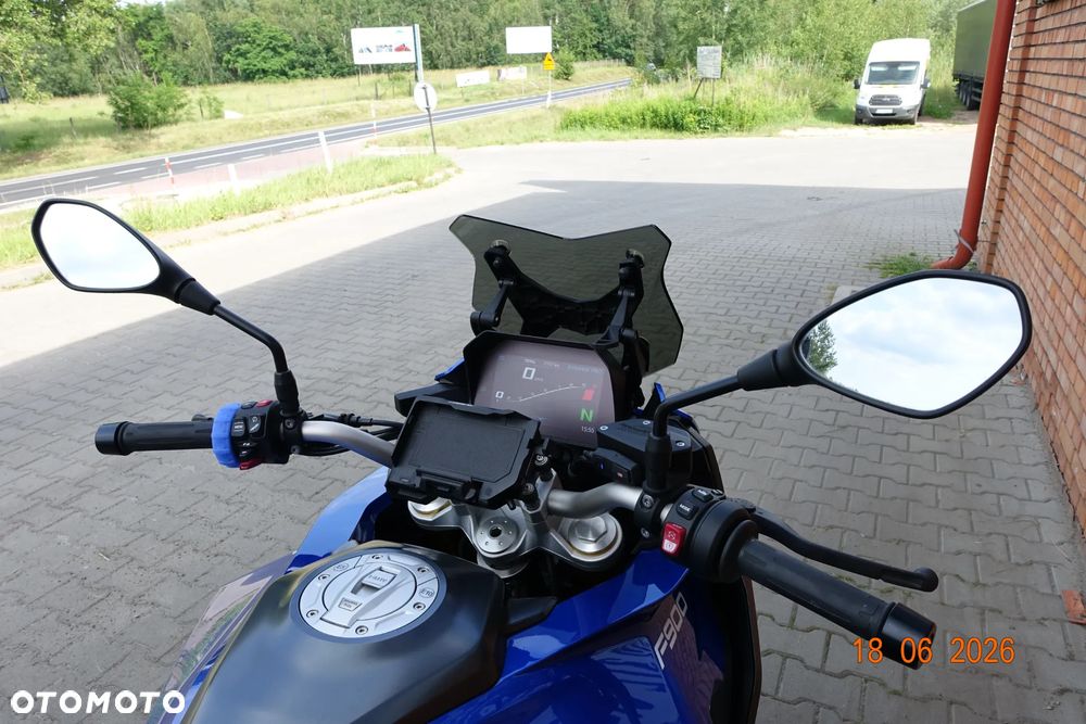 BMW XR - 22