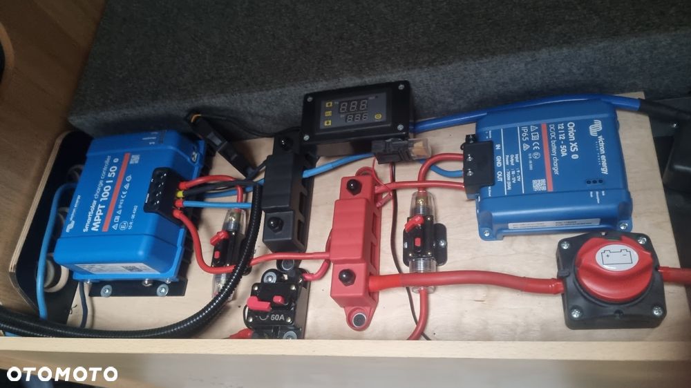 Mercedes-Benz 313 CDI - 12