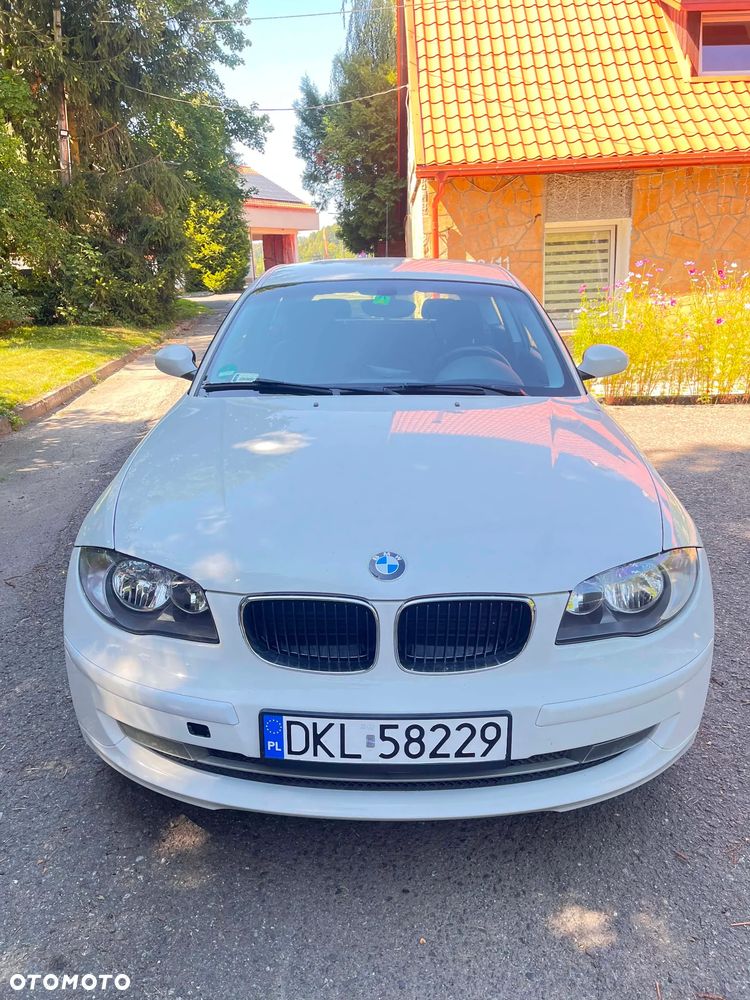 BMW Seria 1 120i - 1