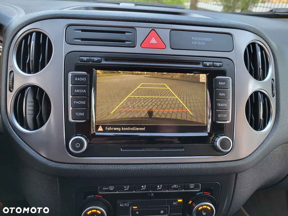 Volkswagen Tiguan - 24