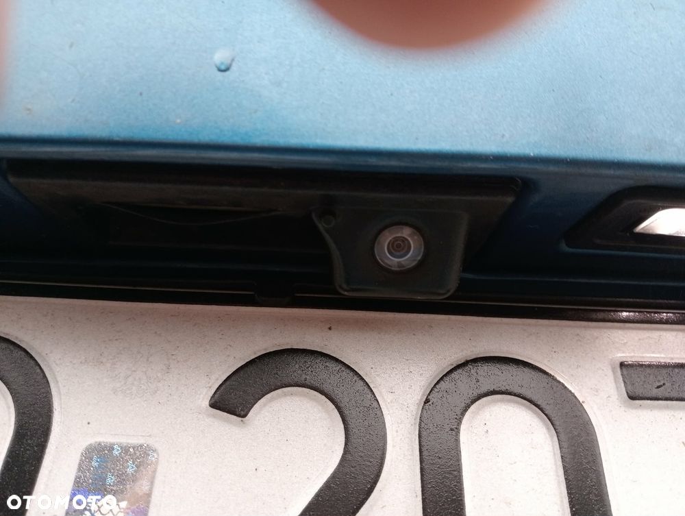 Volkswagen Touran 2.0 TDI SCR (BlueMotion Technology) DSG Comfortline - 24