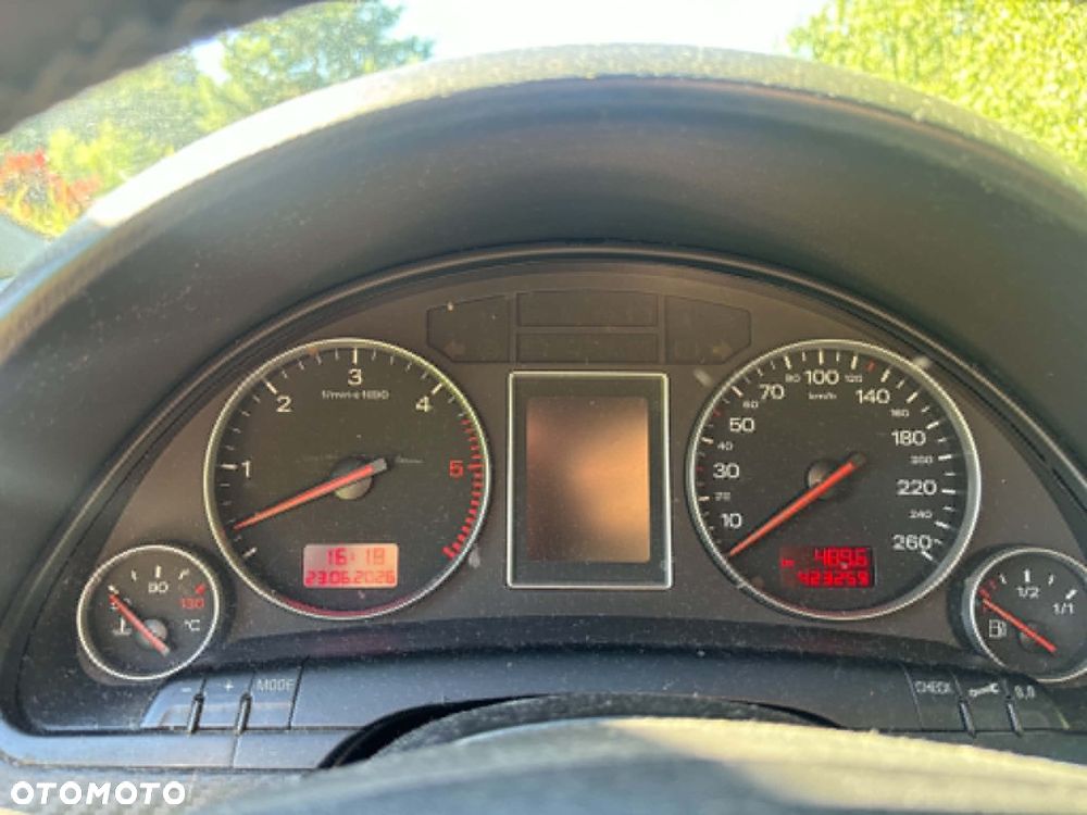 Audi A4 Avant 1.9 TDI - 8
