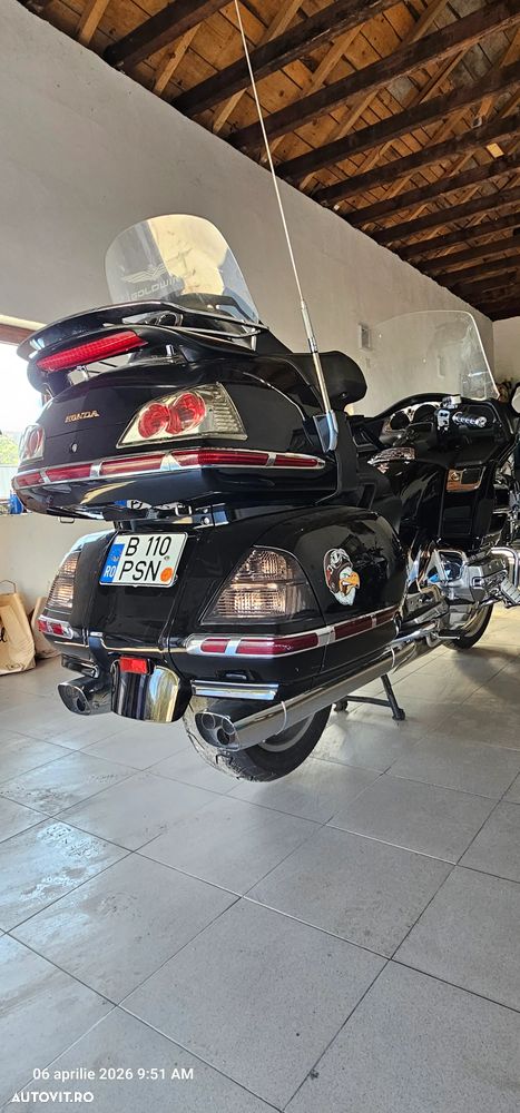Honda GL 1800 Gold Wing - 6