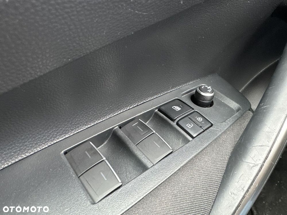 Toyota Corolla 1.5 Comfort MS - 21