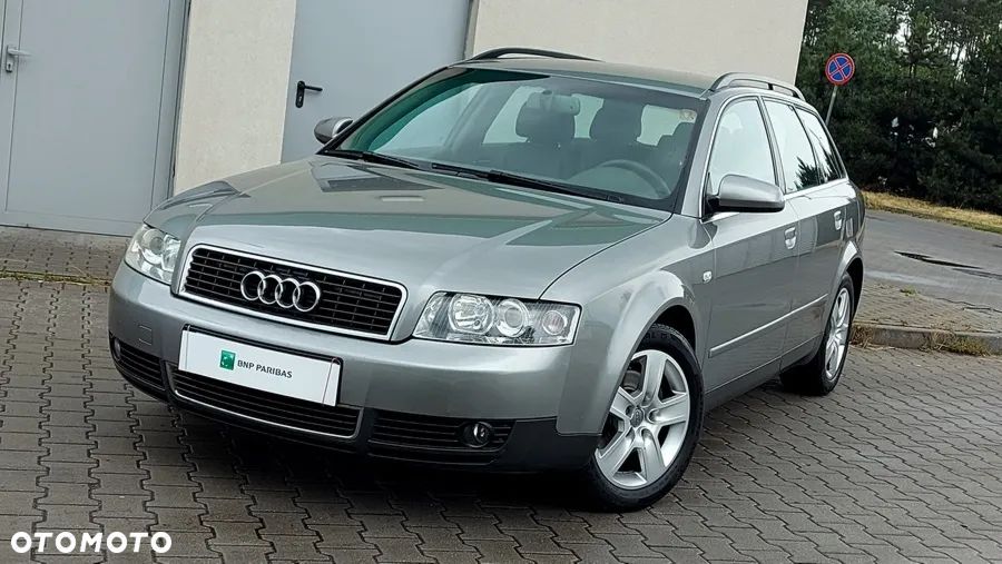 Audi A4 Avant - 1