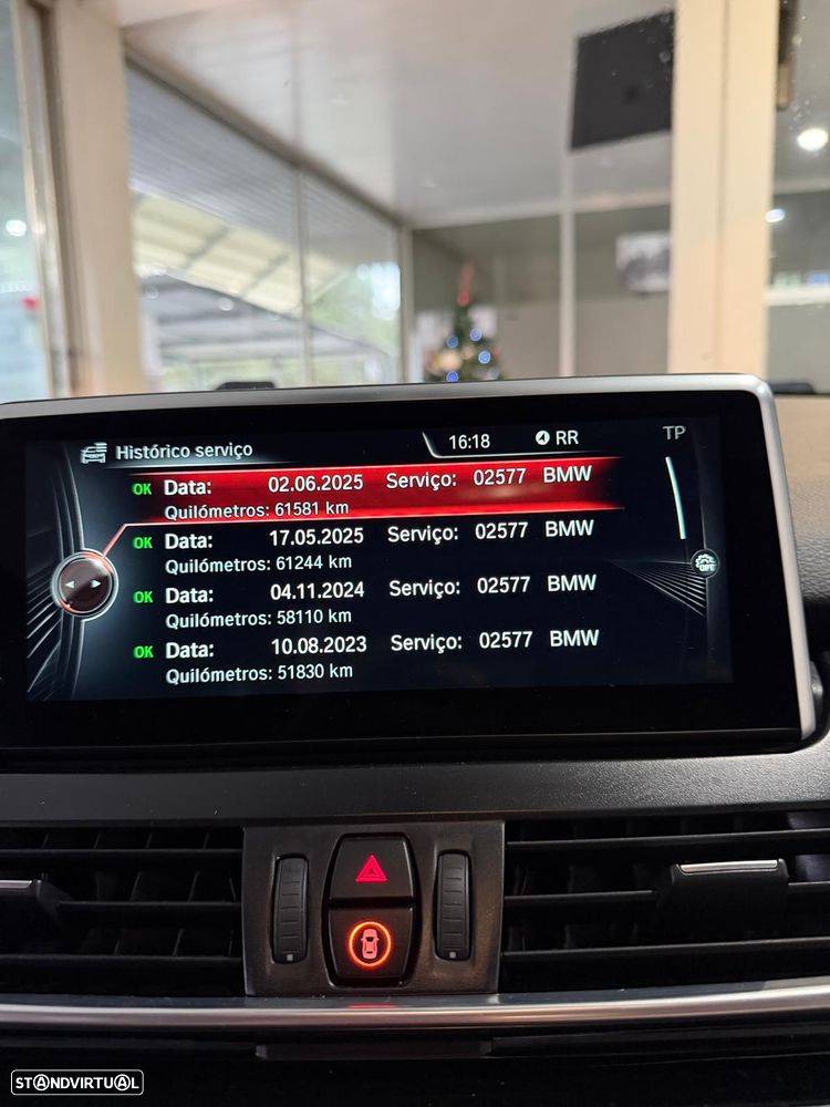 BMW 220 Active Tourer d Aut. Luxury Line - 24