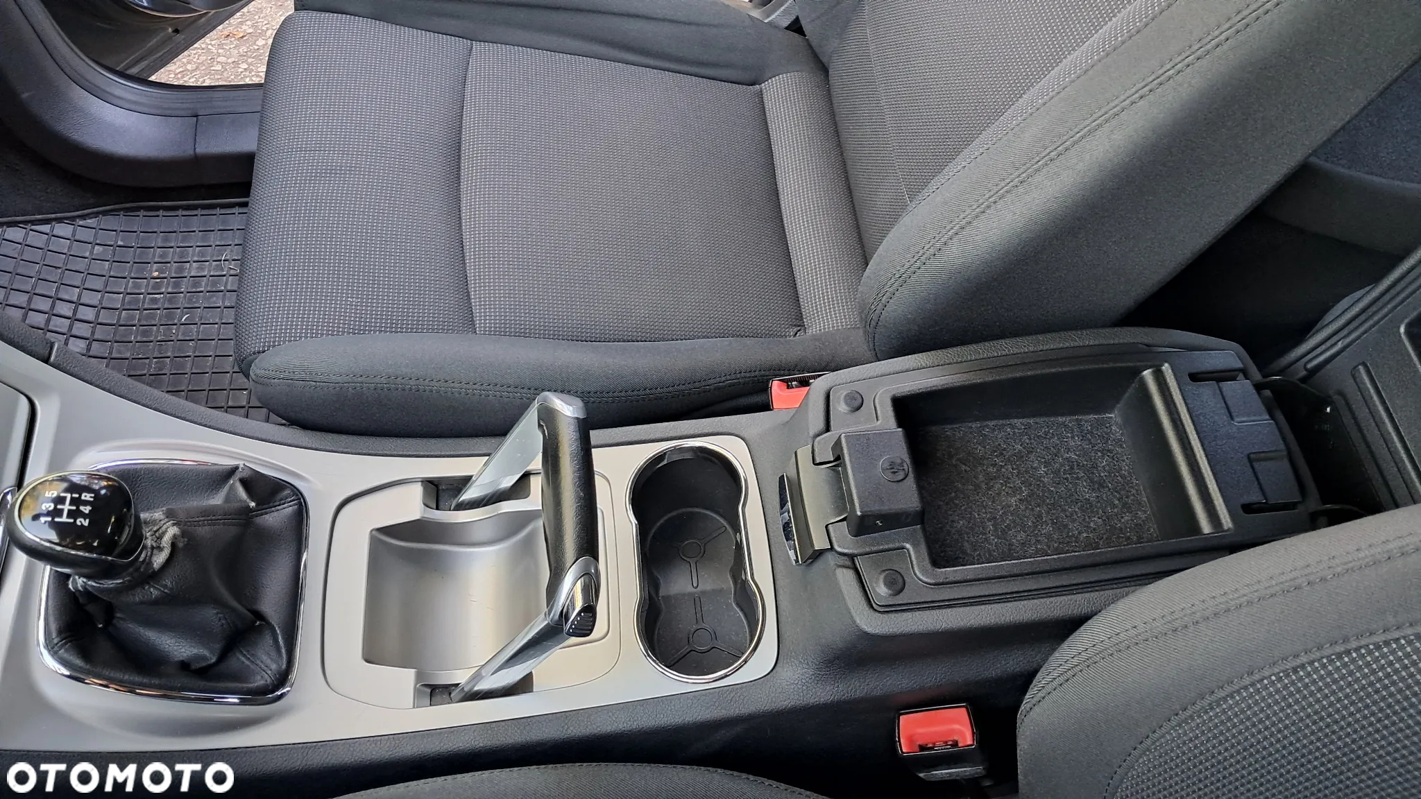 Ford S-Max 2.0 Titanium - 11