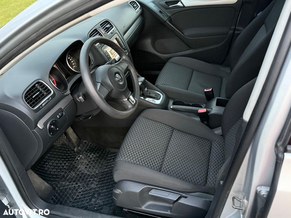Volkswagen Golf - 5
