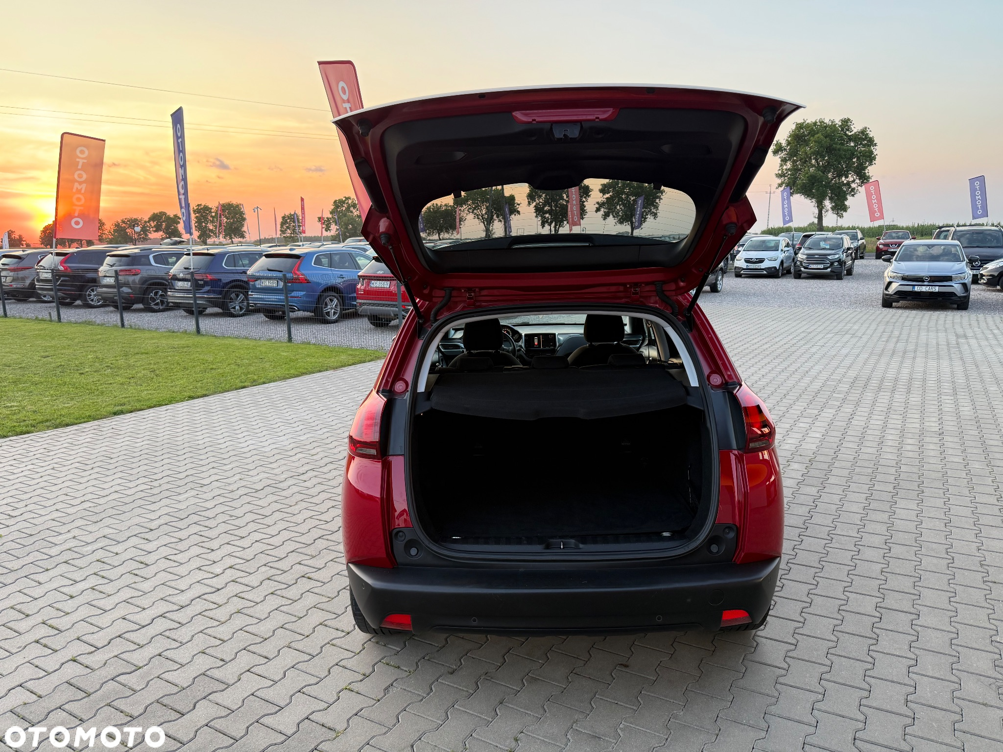 Peugeot 2008 1.2 Pure Tech Active S&S - 27
