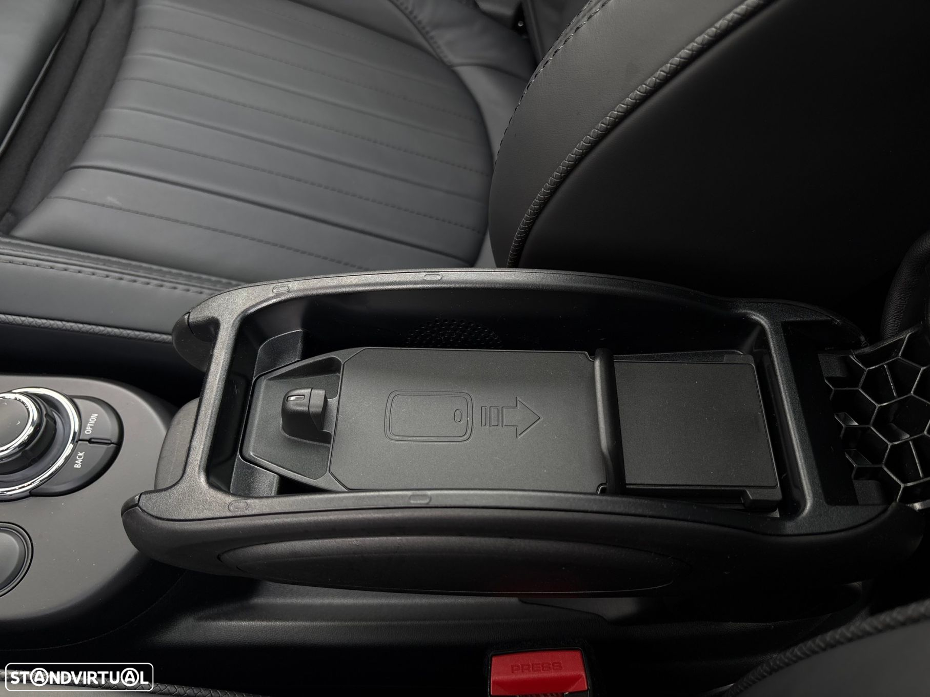MINI 3 Portas Cooper SE Premium Yours - 41