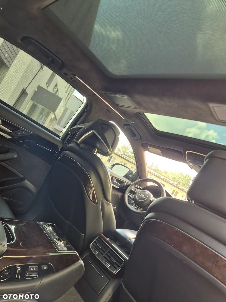 Audi A8 - 11