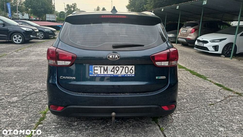 Kia Carens 1.7 CRDi L 7os - 24