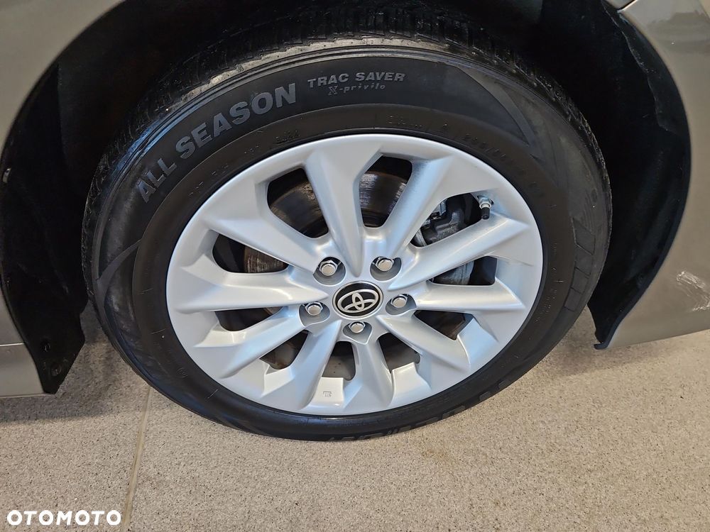 Toyota Corolla 1.8 Hybrid Comfort - 9