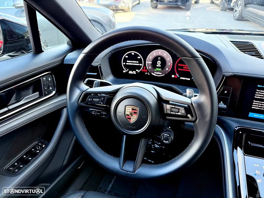 Porsche Panamera 4 E-Hybrid - 15